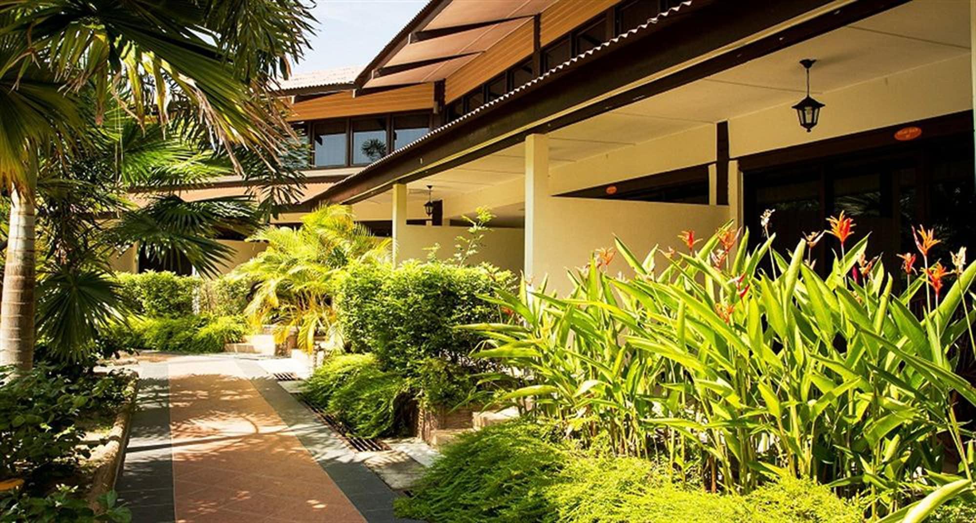Pangkor Sandy Beach Resort Kampong Pasir Bogak Exterior foto